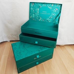 2 Skinstore Holiday Gift/Makeup/Jewery Boxes 8"x 6"x 13.5"